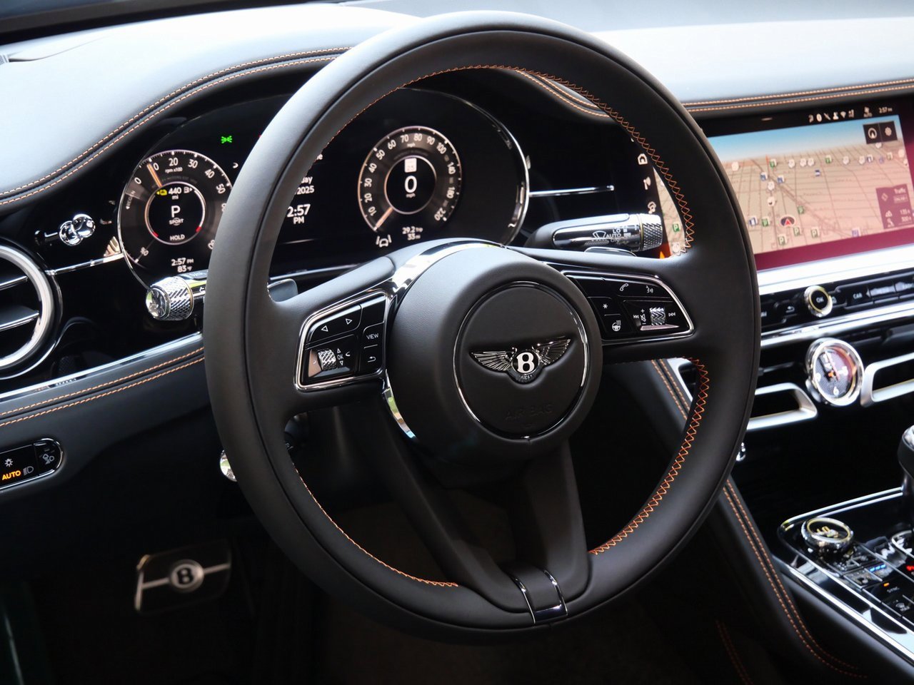 New 2025 Bentley Flying Spur Plug-In Hybrid image 15