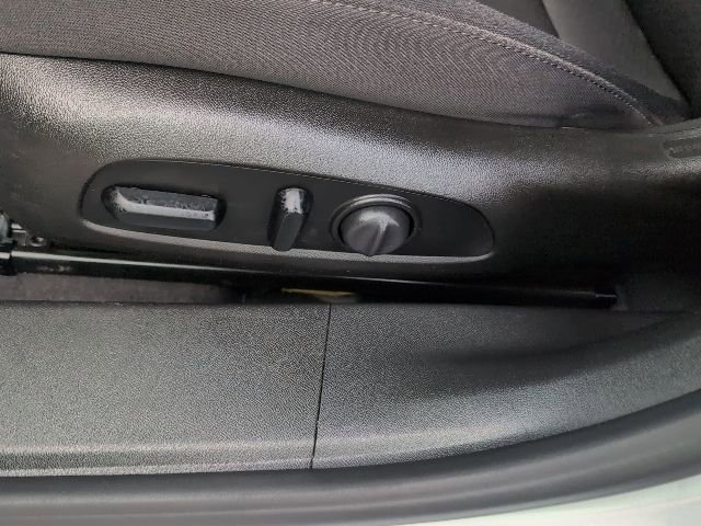 Used 2021 Chevrolet Malibu LT image 20