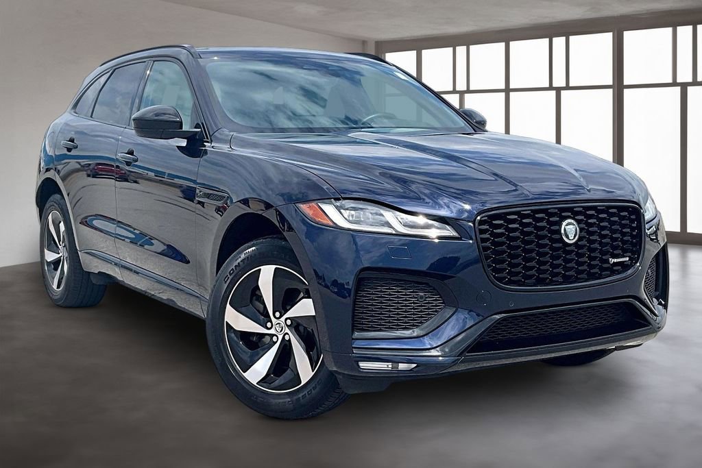 Used 2025 Jaguar F-PACE R-Dynamic S image 11
