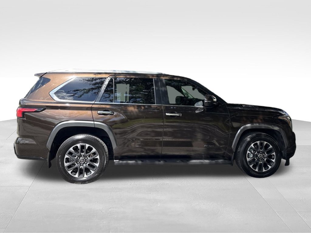 Used 2024 Toyota Sequoia Limited w/ Tow Technology Package RWD image 6