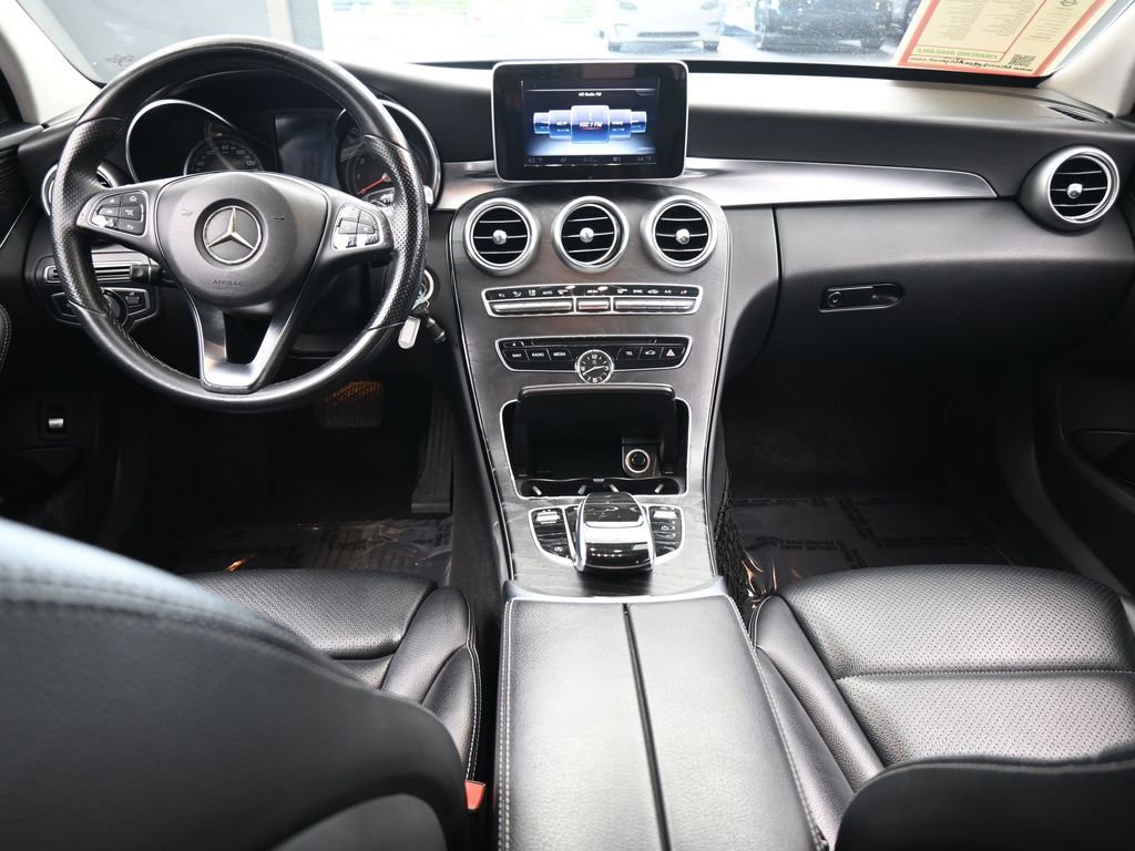 Used 2016 Mercedes-Benz C 300 Sedan image 34