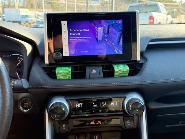 Used 2025 Toyota RAV4 XLE image 33