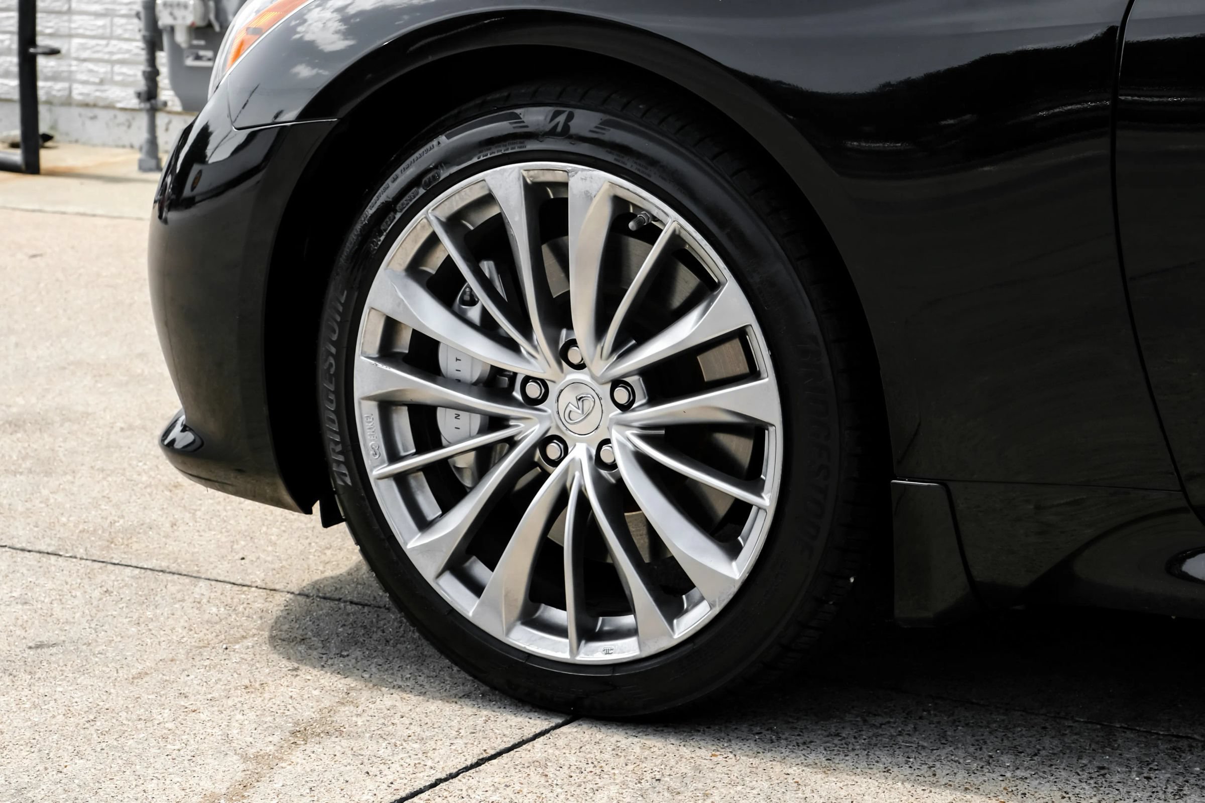 Used 2012 INFINITI G37 Convertible w/ Premium Pkg RWD image 41