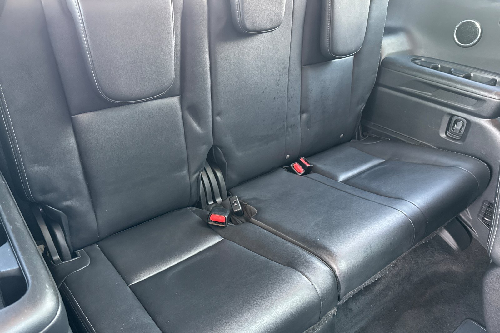Used 2023 Subaru Ascent Touring AWD/4WD image 16
