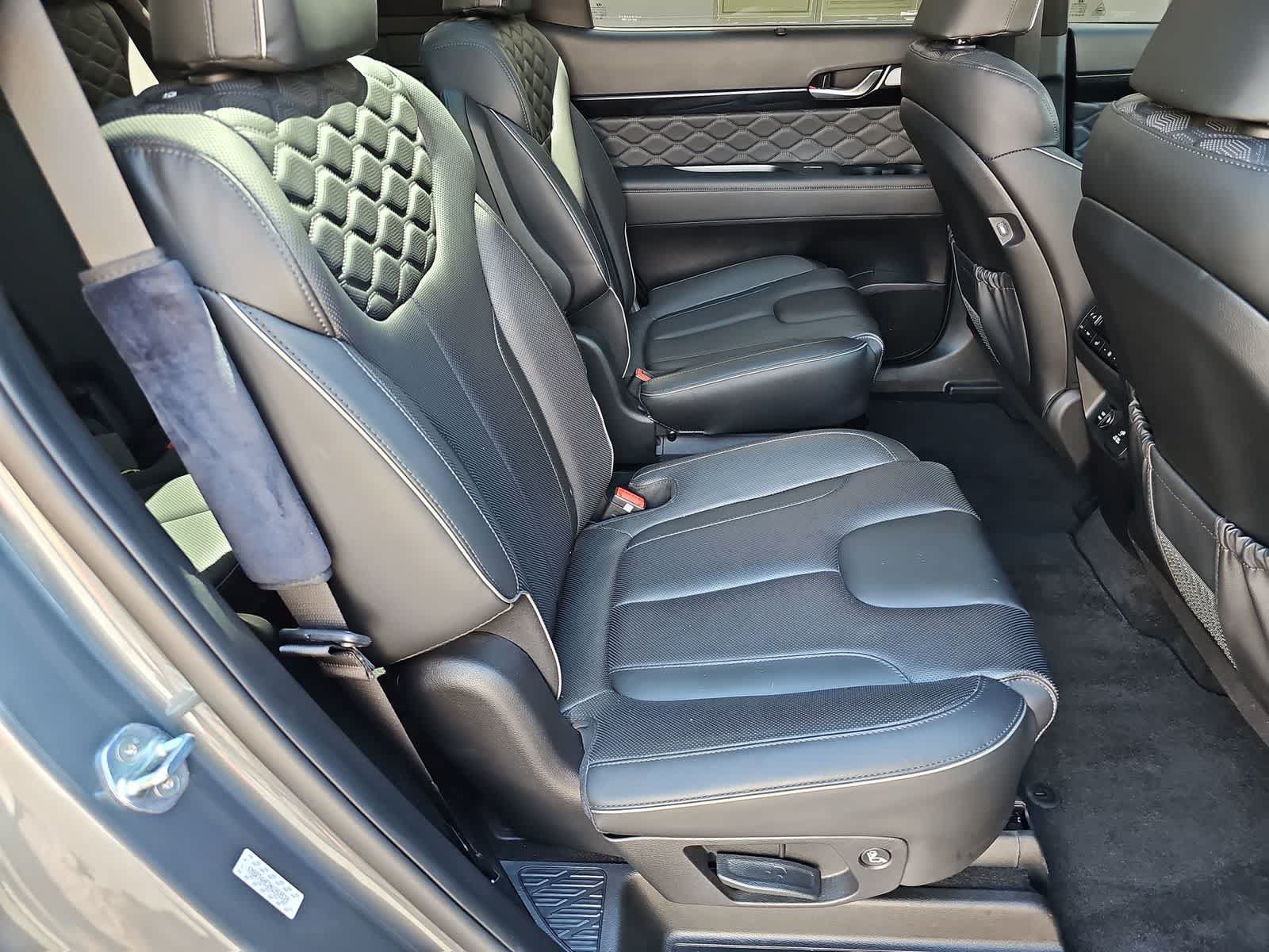 Used 2022 Hyundai Palisade Calligraphy FWD image 17