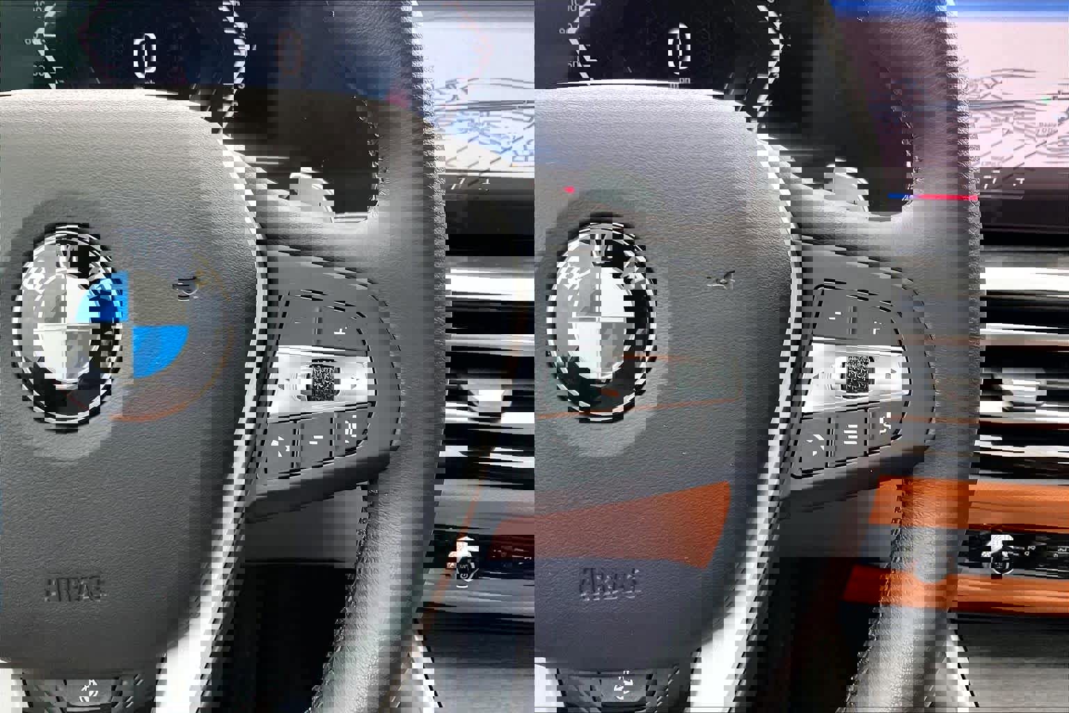 Used 2023 BMW 330i xDrive Sedan w/ Premium Package image 26