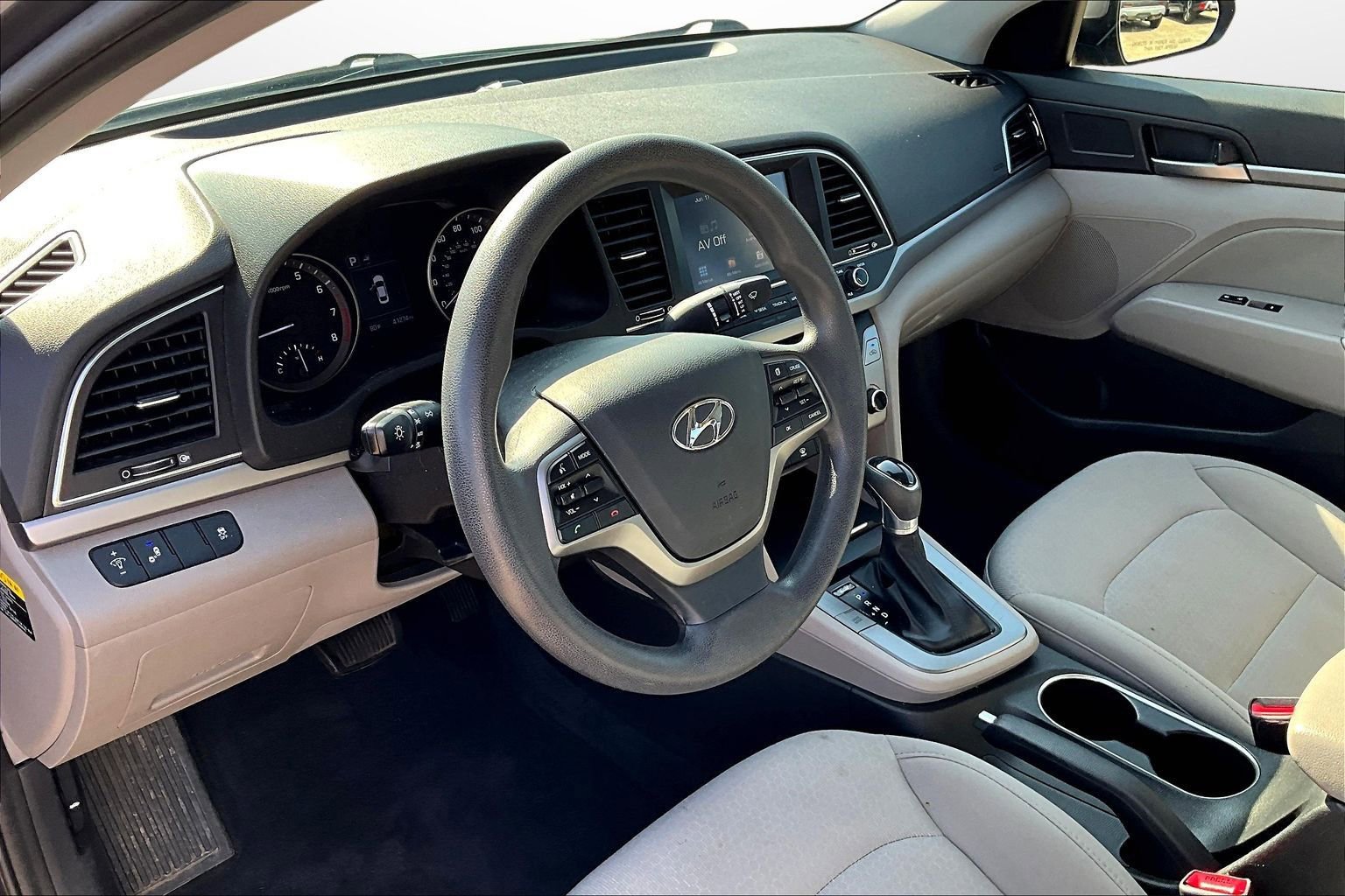 Used 2018 Hyundai Elantra SEL image 19