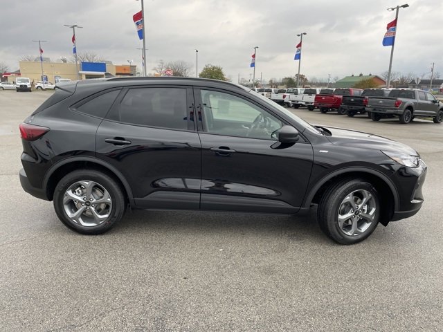 New 2026 Ford Escape ST-Line image 13