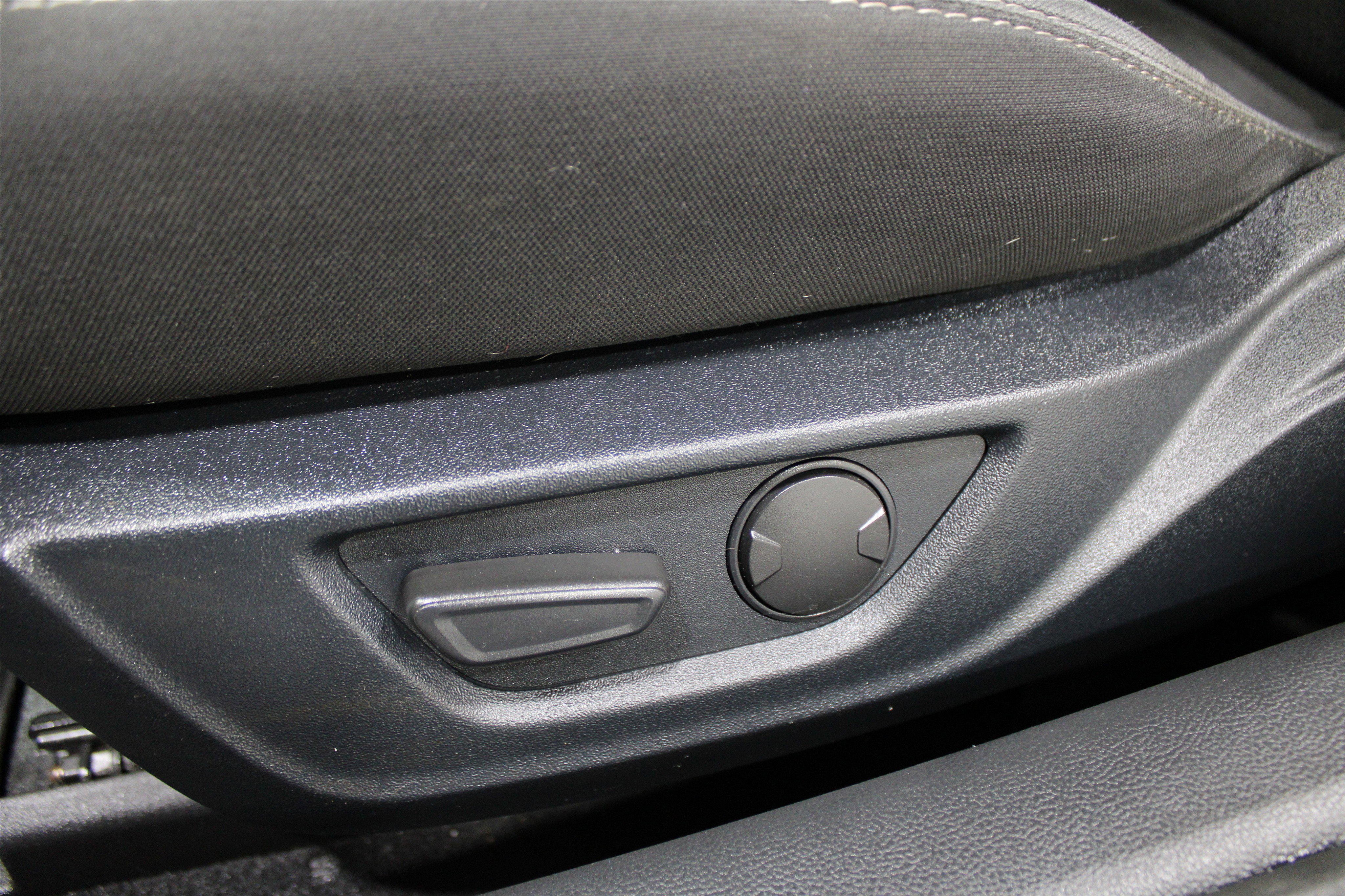 Used 2021 Ford Mustang EcoBoost w/ 2.3L High Performance Package image 4