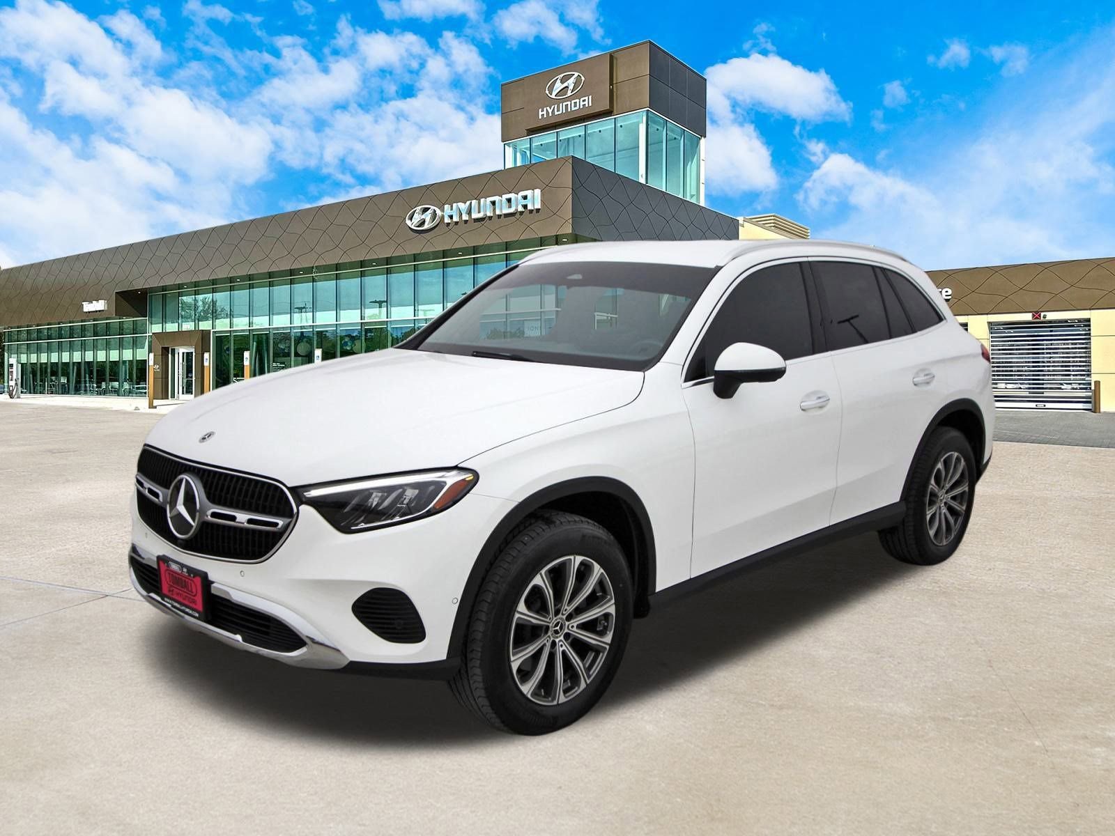 Used 2025 Mercedes-Benz GLC 300 image 10