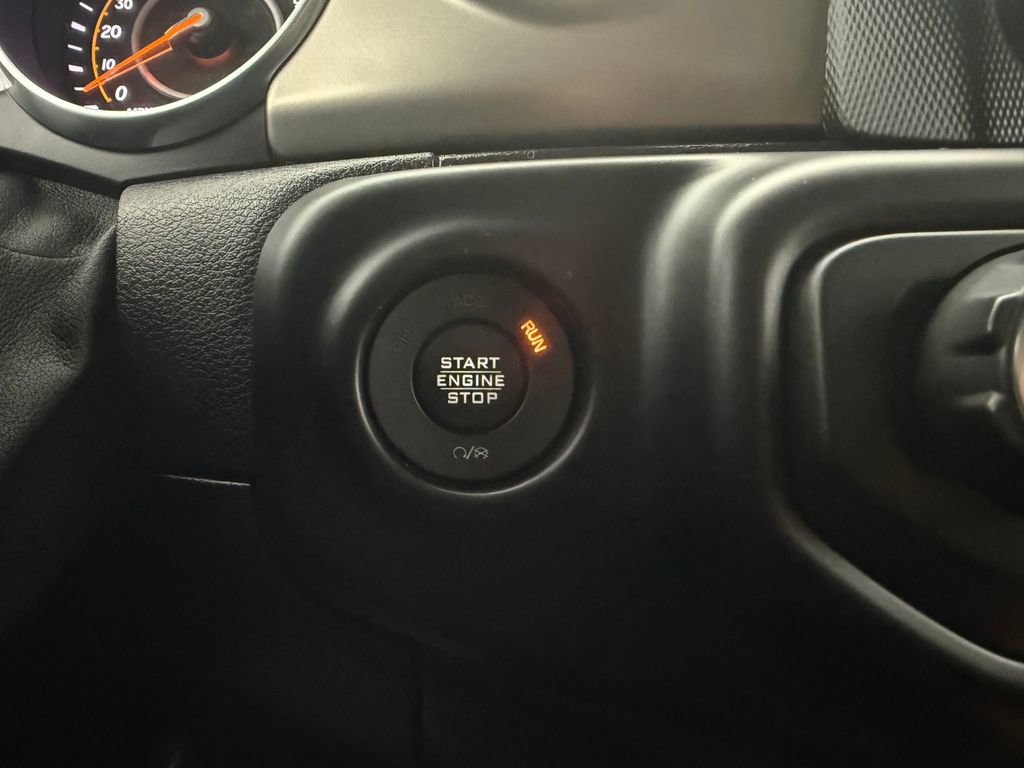 Used 2019 Jeep Wrangler Sport image 24