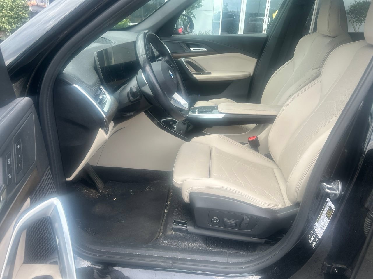 Used 2024 BMW X1 xDrive28i w/ Convenience Package AWD/4WD image 11