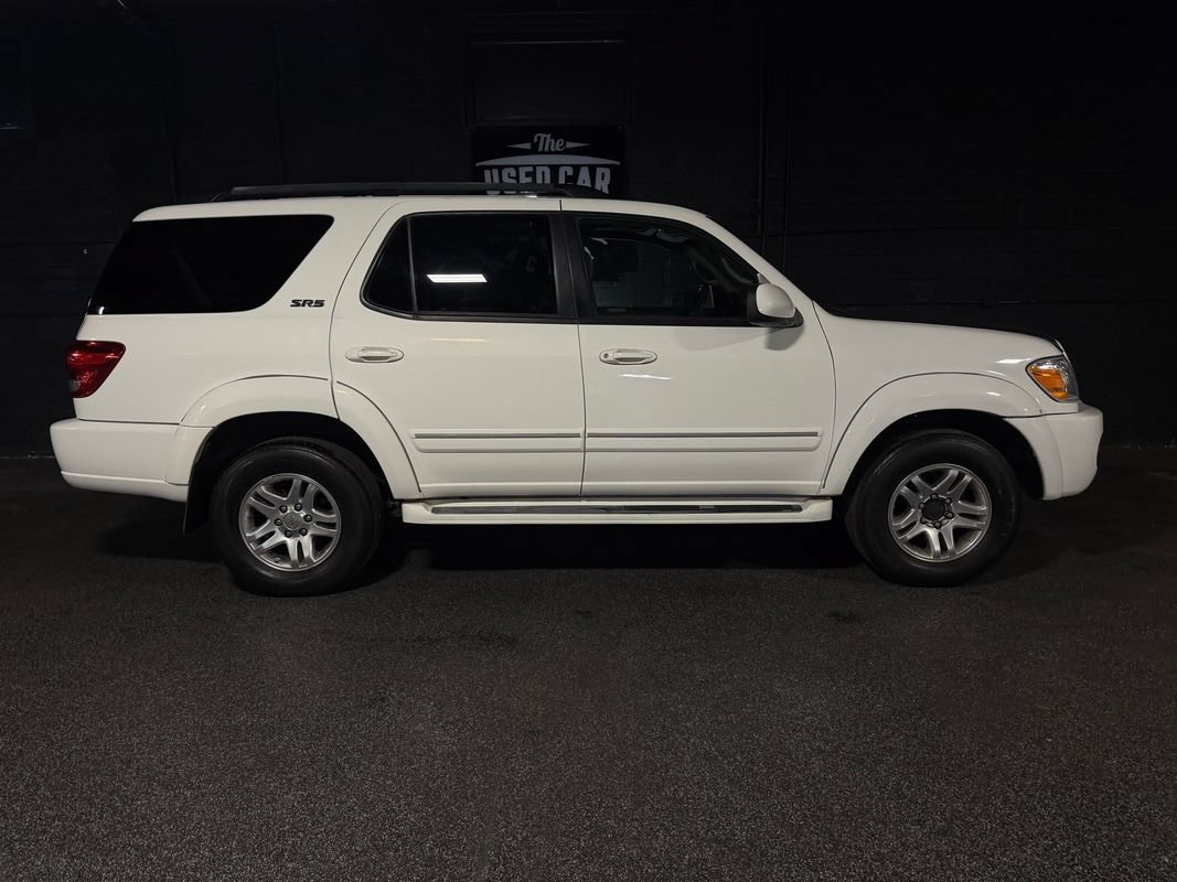 Used 2007 Toyota Sequoia SR5 AWD/4WD image 5