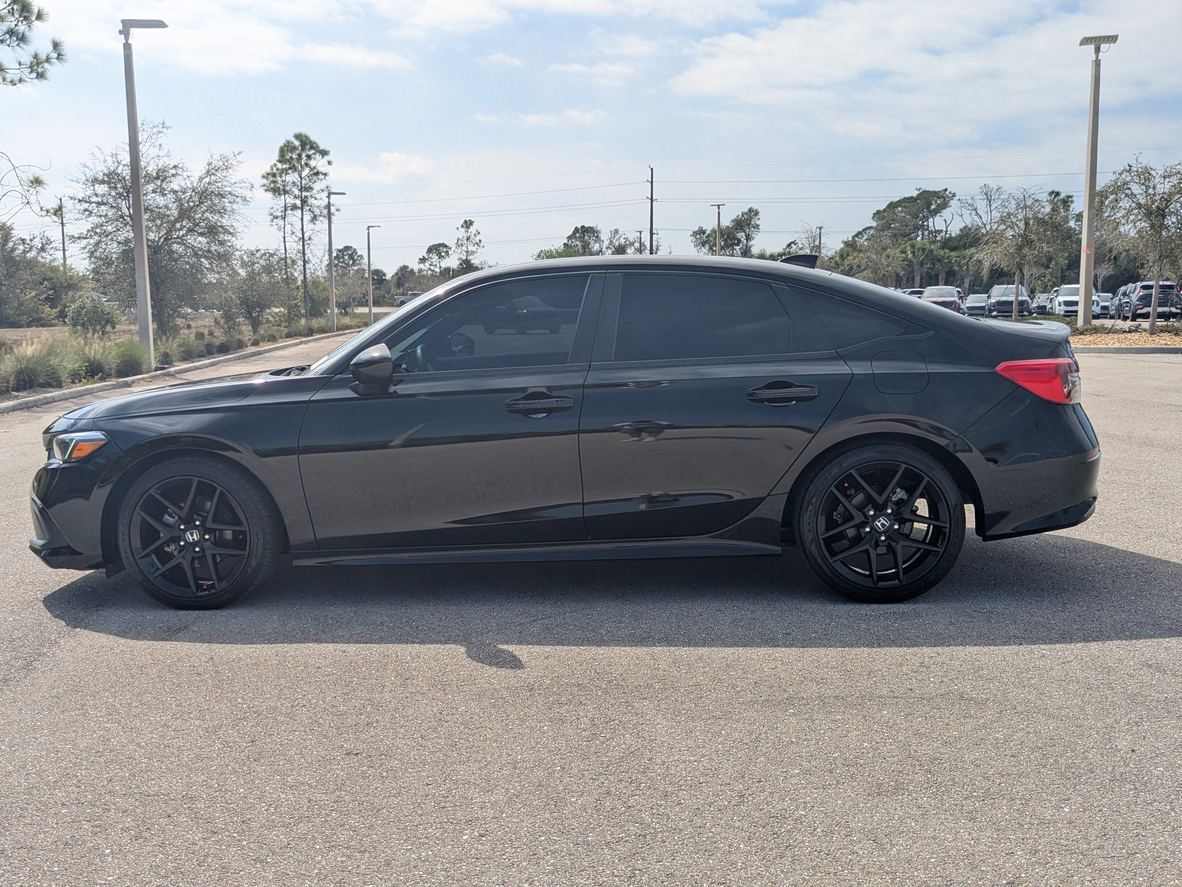 Used 2022 Honda Civic Sport image 8