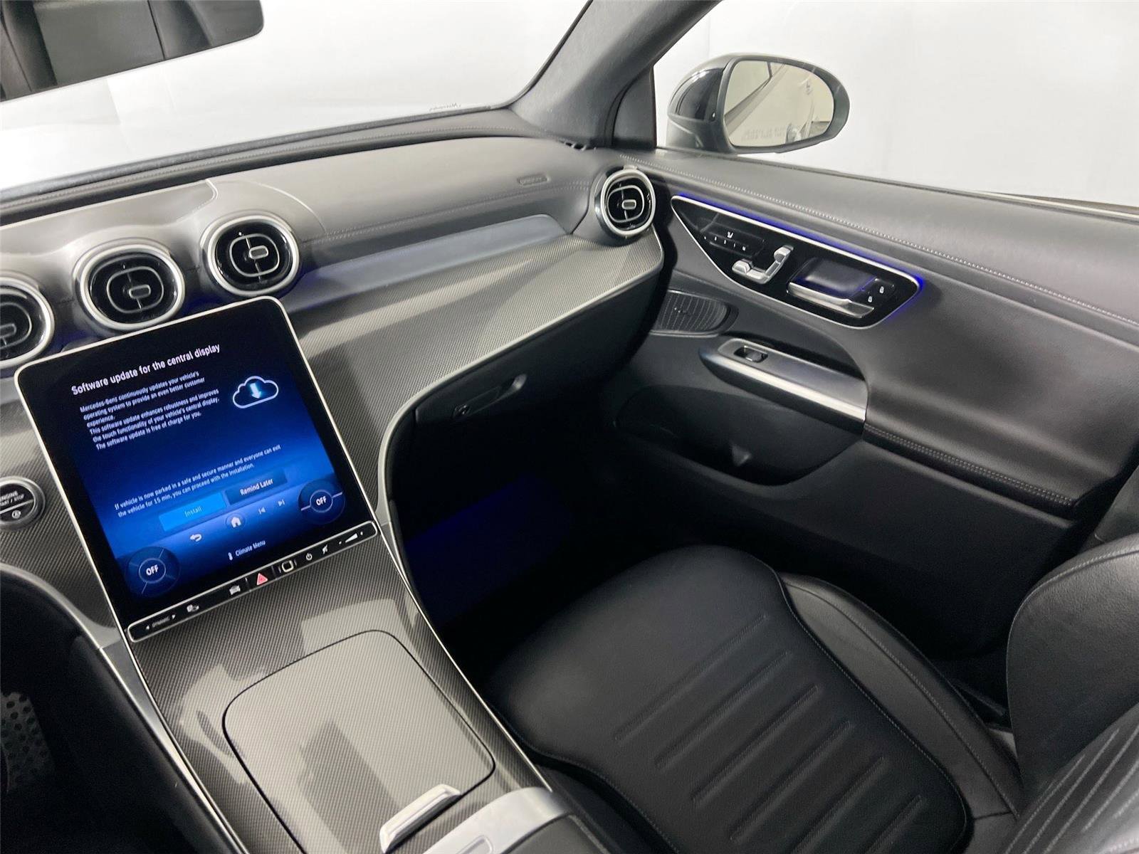 Used 2024 Mercedes-Benz GLC 300 4MATIC image 20