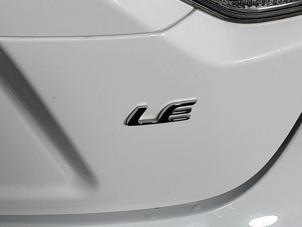 Used 2023 Toyota Corolla LE image 24