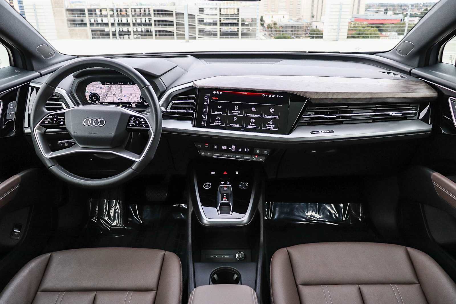 Used 2023 Audi Q4 e-tron Prestige image 16