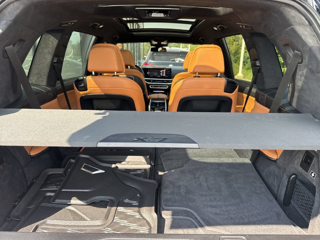 Certified 2024 BMW X7 xDrive40i w/ Executive Package AWD/4WD image 22