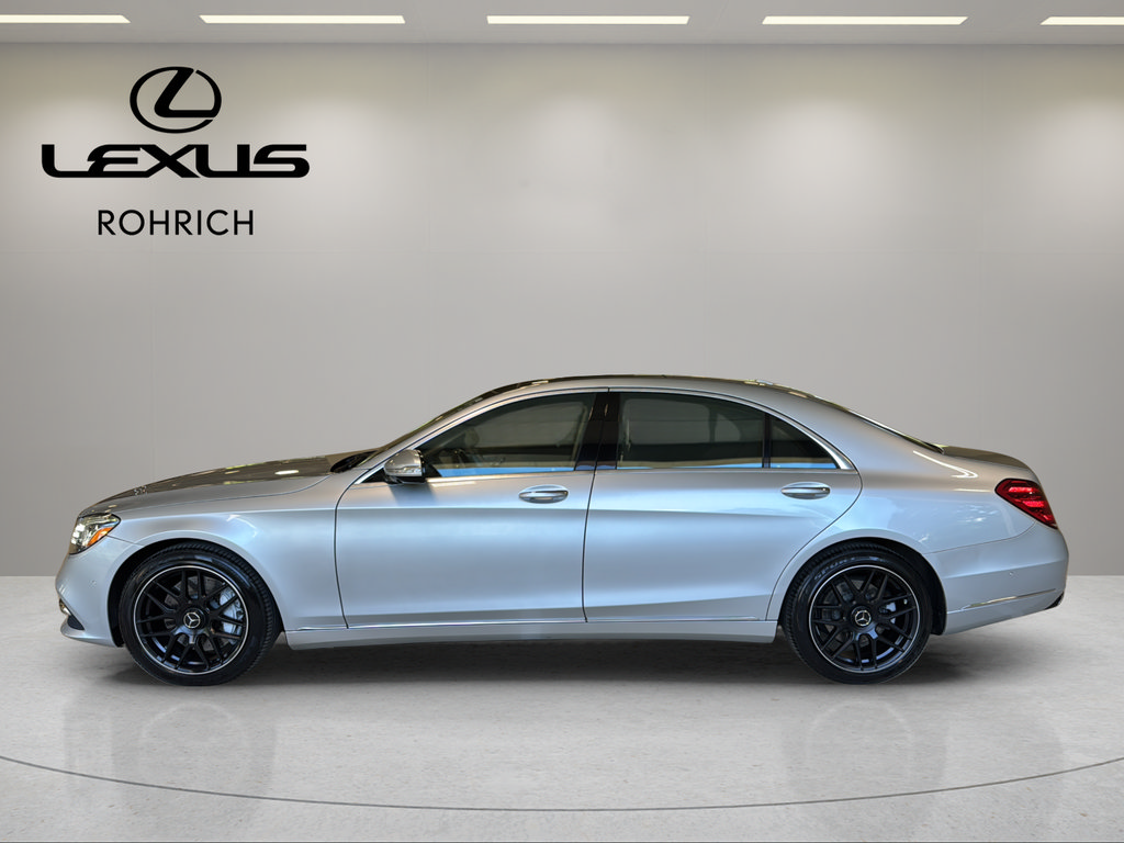 Used 2020 Mercedes-Benz S 560 4MATIC Sedan image 9