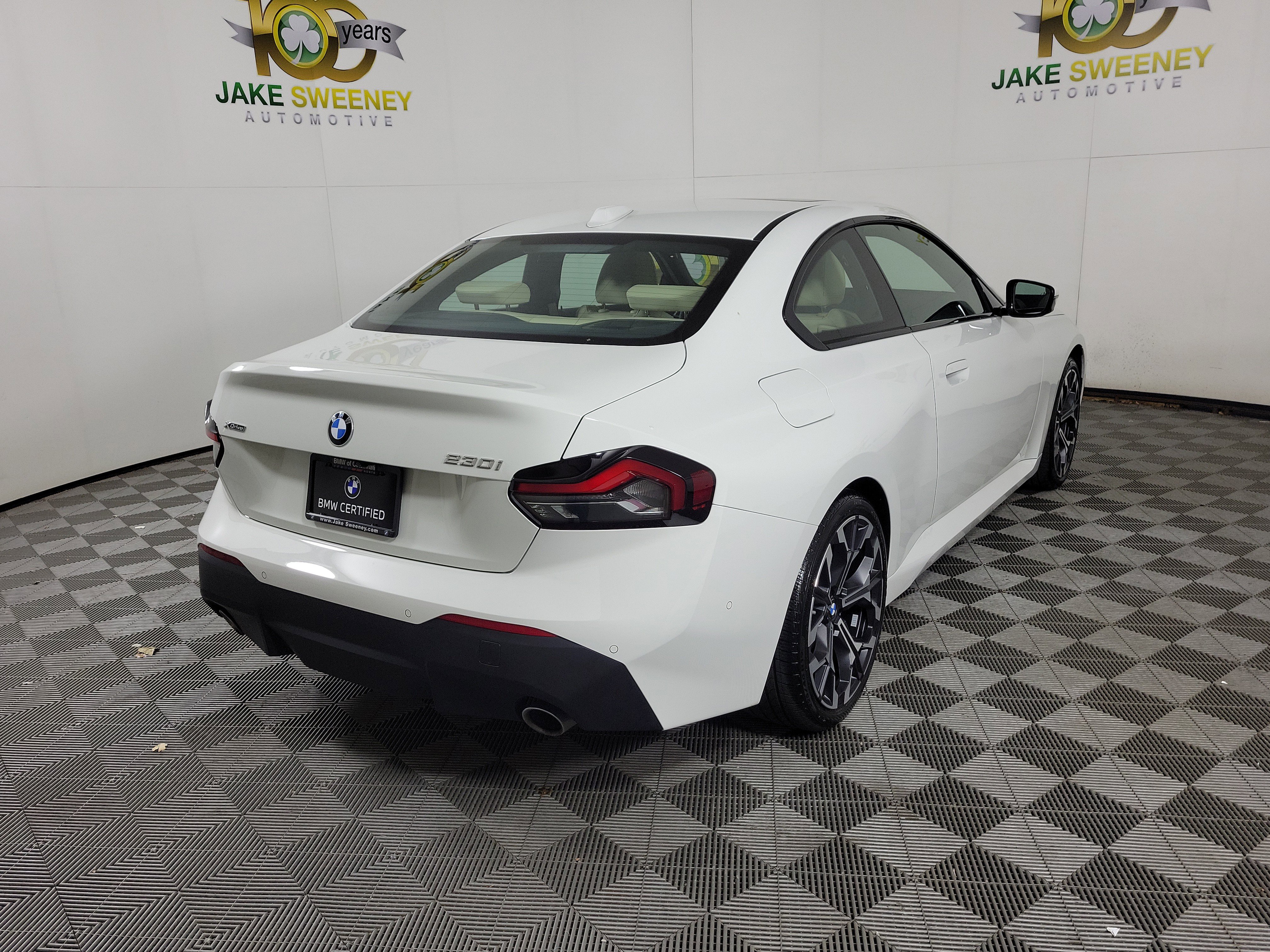 Certified 2025 BMW 230i xDrive Coupe w/ Premium Package AWD/4WD image 7