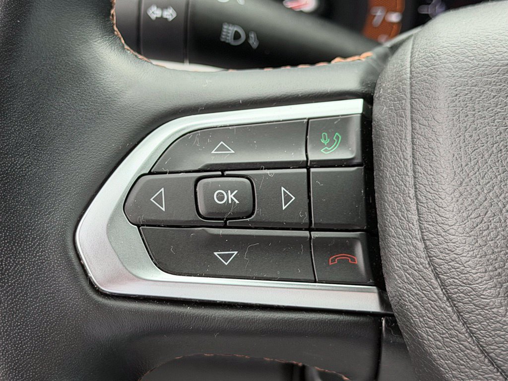 Used 2022 Jeep Compass Limited AWD/4WD image 11