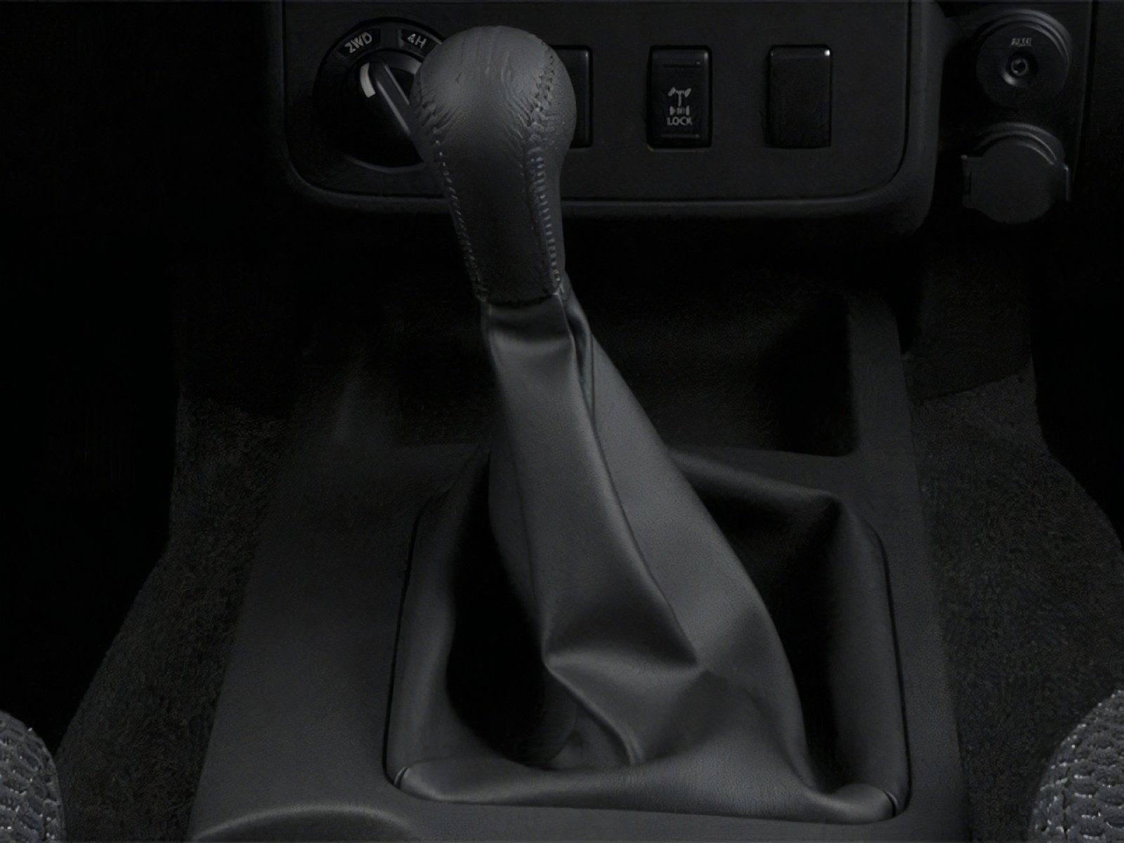 Used 2013 Nissan Xterra S image 8