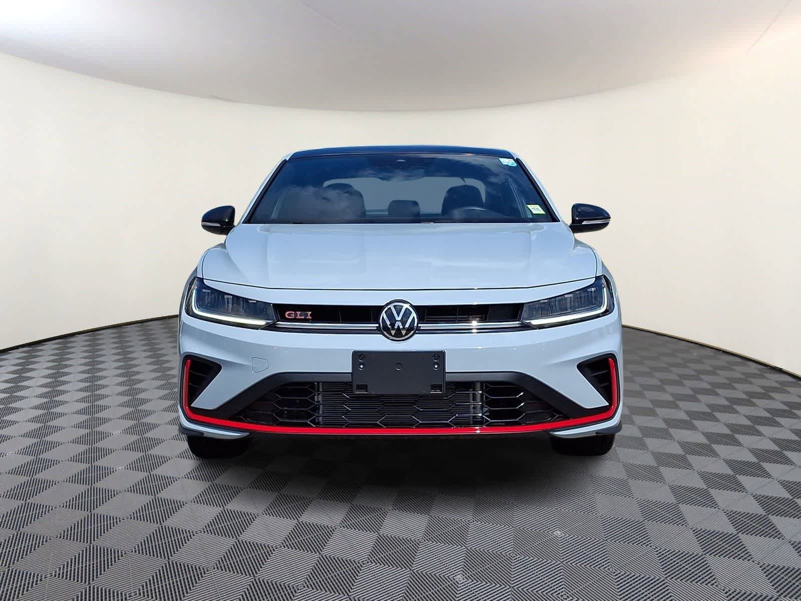Used 2025 Volkswagen Jetta GLI Autobahn FWD image 3
