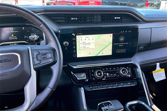 Used 2024 GMC Sierra 1500 Denali image 10