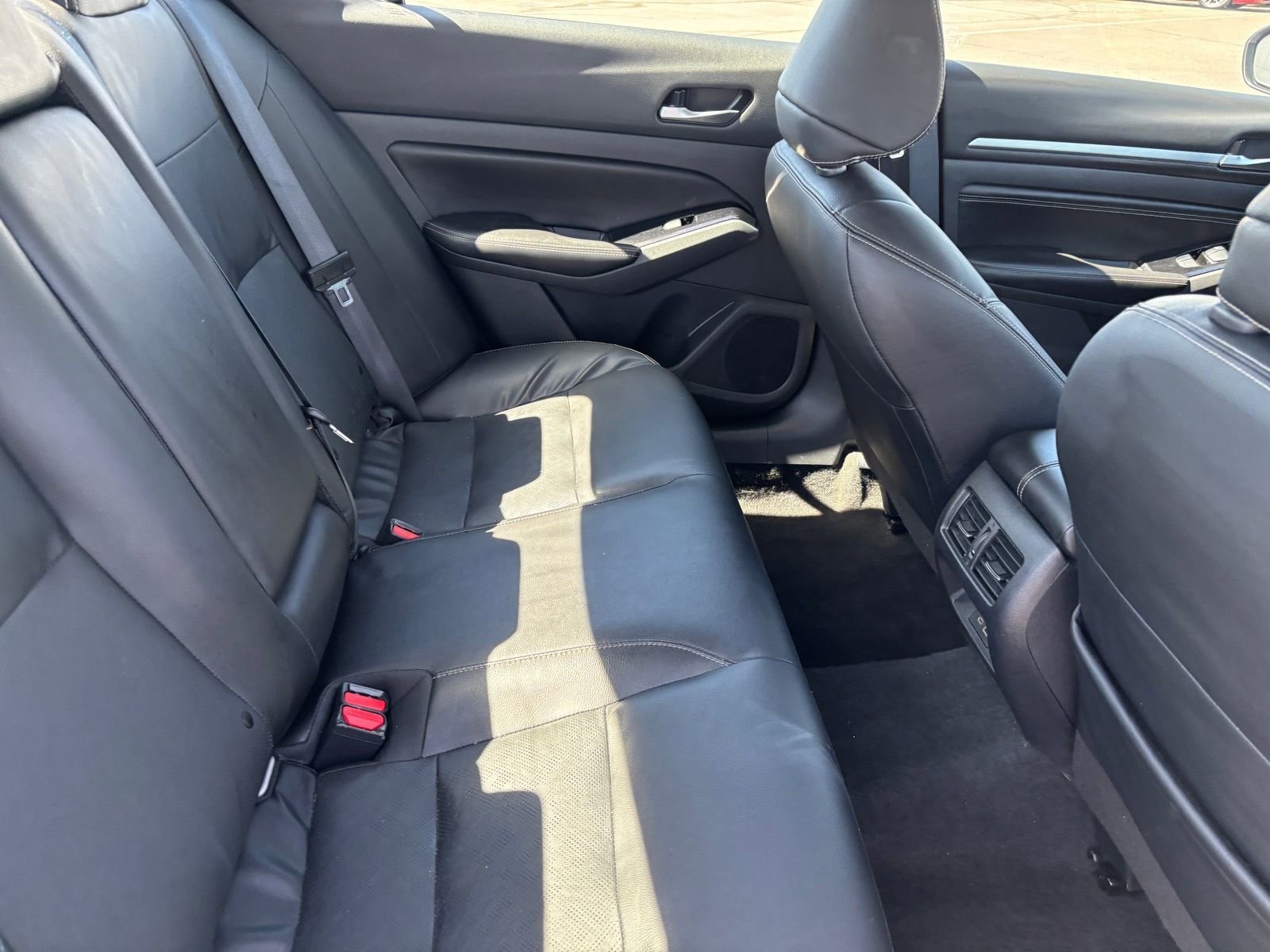 Used 2023 Nissan Altima 2.5 SL FWD image 17