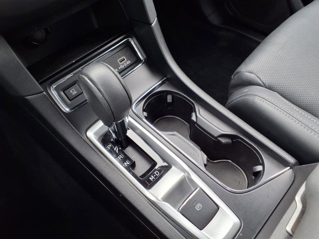 Used 2023 Subaru Ascent Limited w/ Technology Package image 21