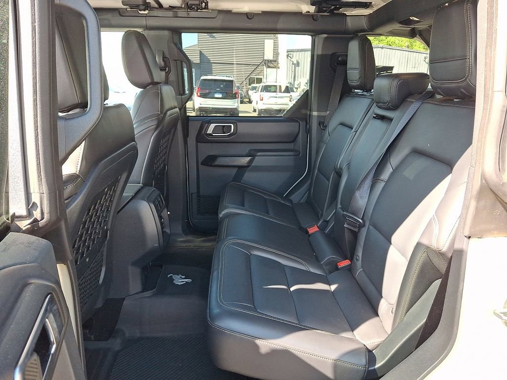 Certified 2025 Ford Bronco Badlands AWD/4WD image 10