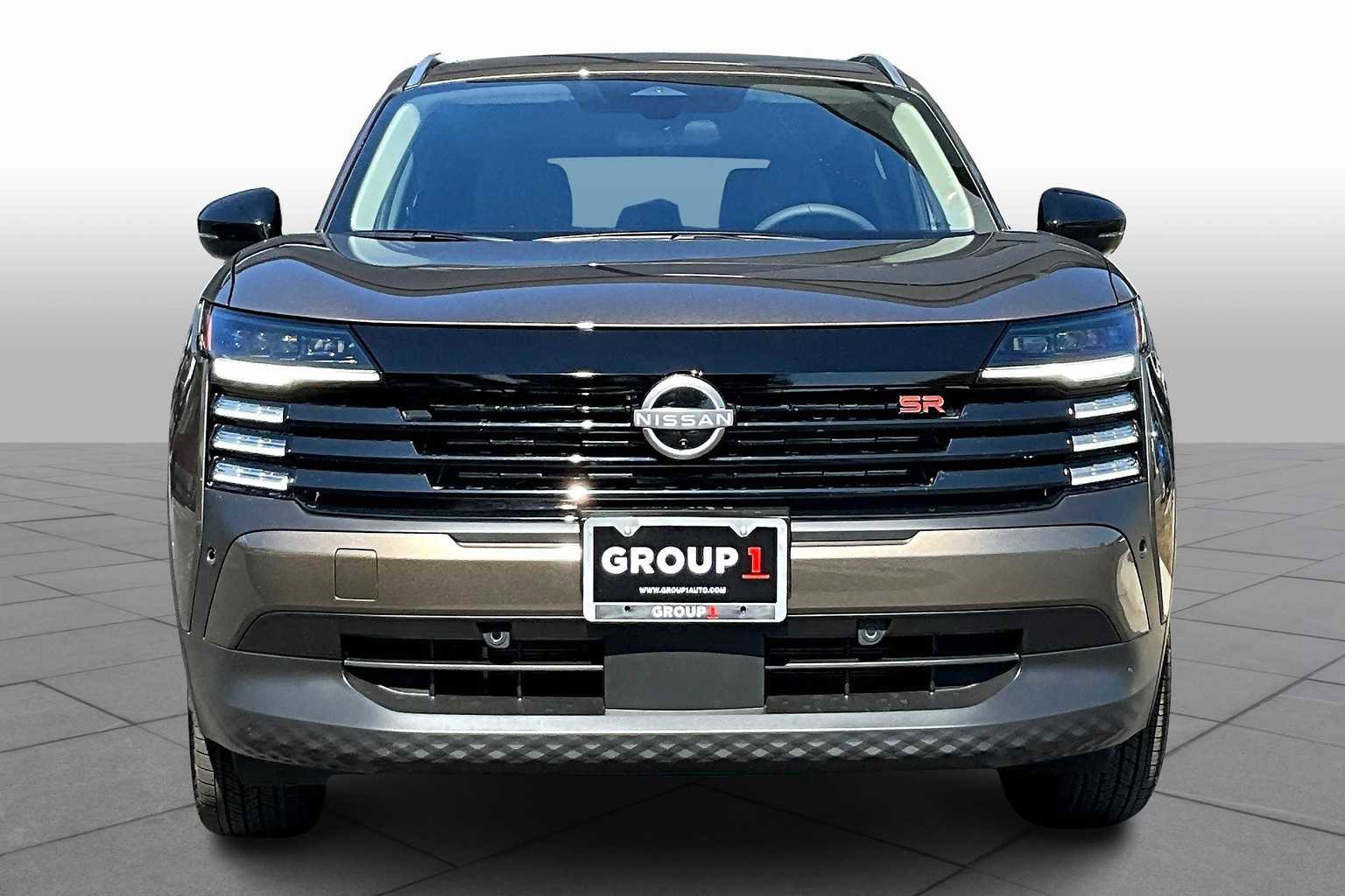 New 2026 Nissan Kicks SR image 3