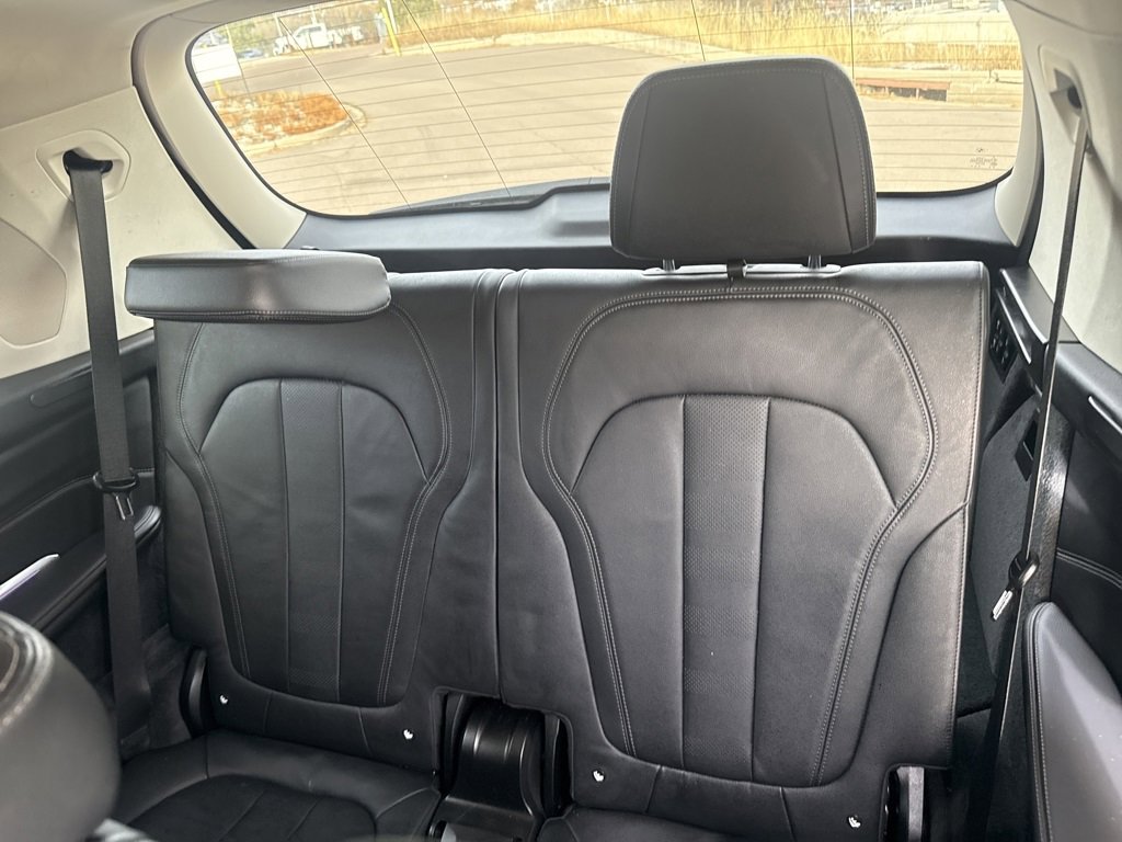 Used 2020 BMW X7 xDrive40i w/ Premium Package image 21