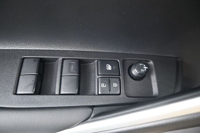 New 2026 Toyota Corolla Cross LE w/ Moonroof Package FWD image 9