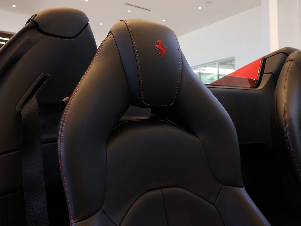 Certified 2017 Ferrari 488 Spider RWD image 33