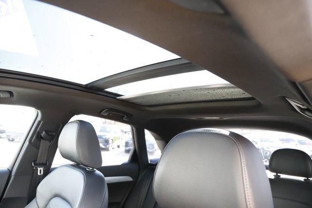 Used 2016 Audi Q3 2.0T Prestige image 14