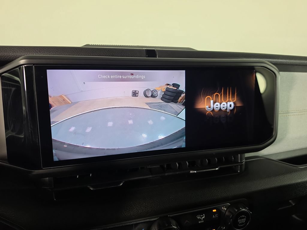 Used 2024 Jeep Wrangler Unlimited Sport AWD/4WD image 21