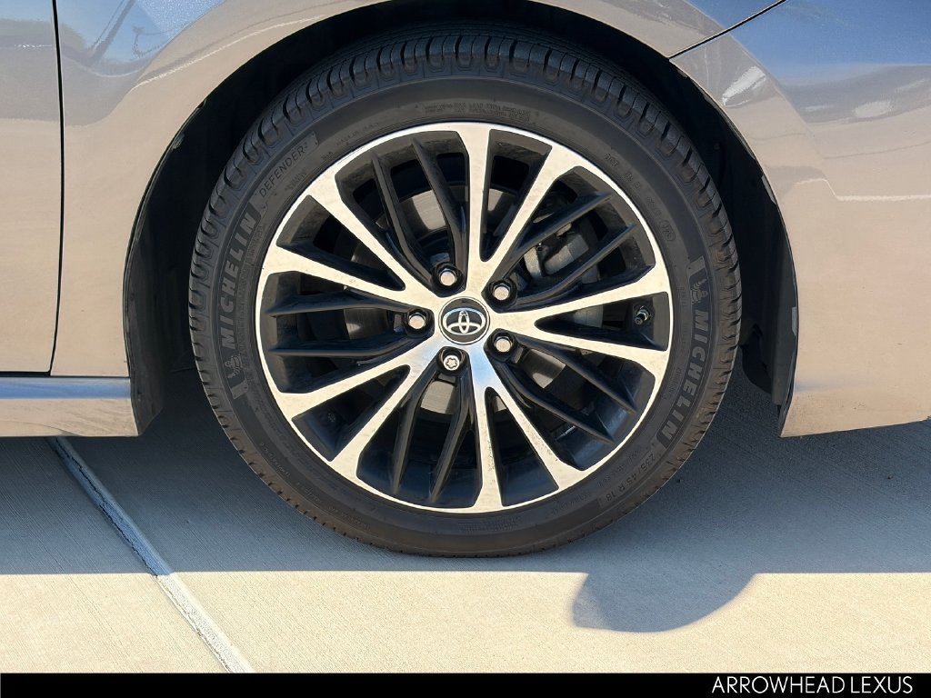 Used 2018 Toyota Camry SE FWD image 10