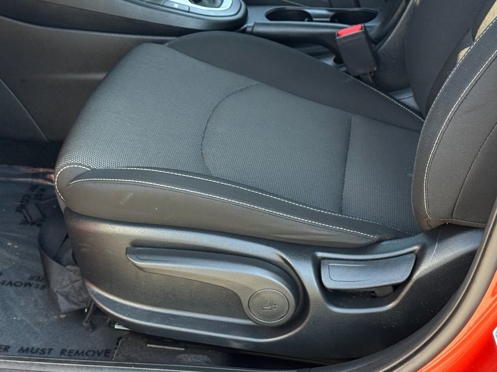 Used 2024 Kia Forte LXS image 17