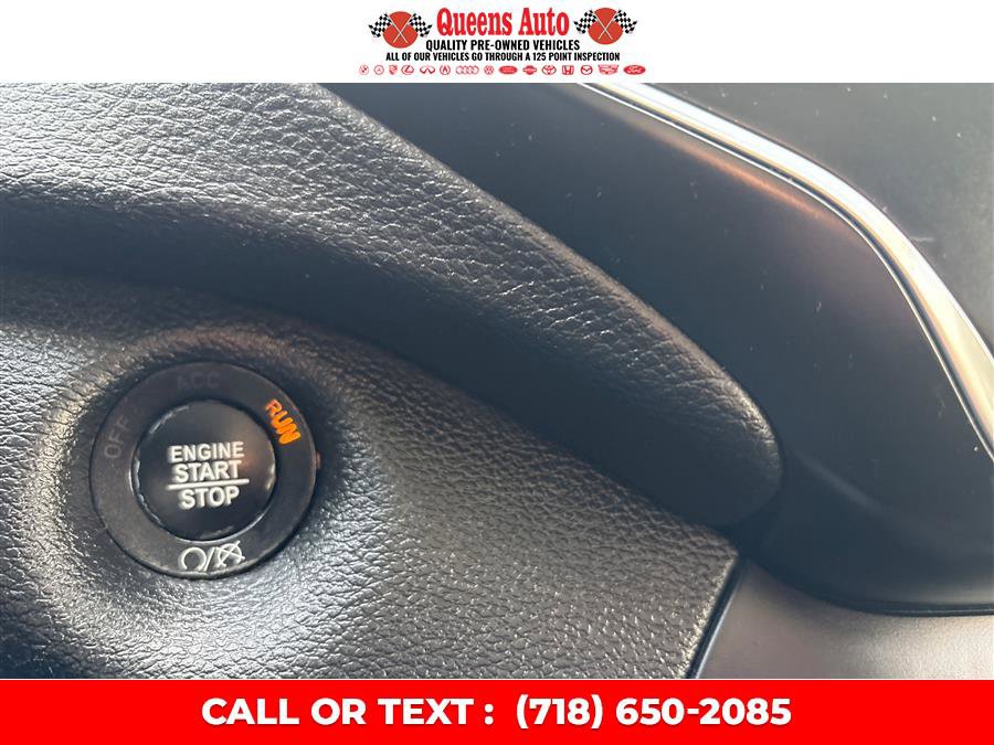 Used 2019 Jeep Cherokee Latitude Plus w/ Cold Weather Group image 37