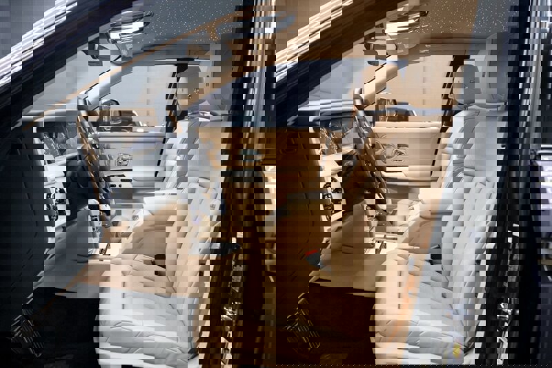 Used 2019 Rolls-Royce Phantom Sedan image 32