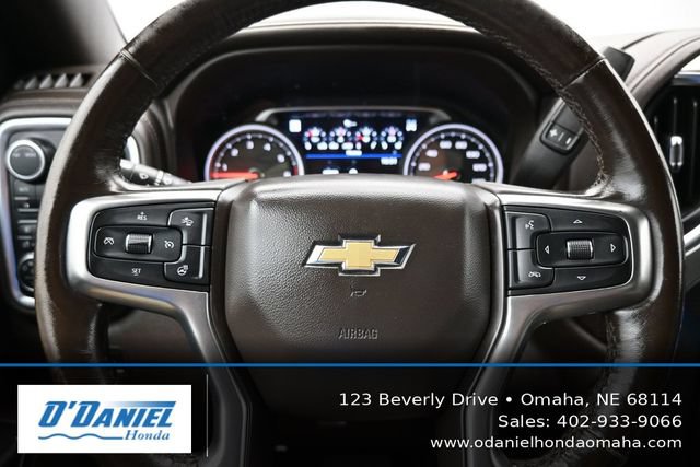 Used 2022 Chevrolet Silverado 1500 LTZ w/ LTZ Premium Package AWD/4WD image 29