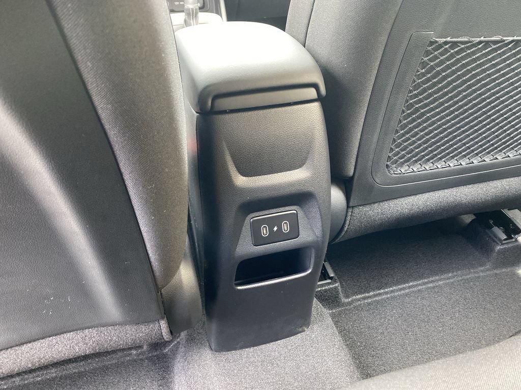 New 2026 Hyundai Venue SEL FWD image 30