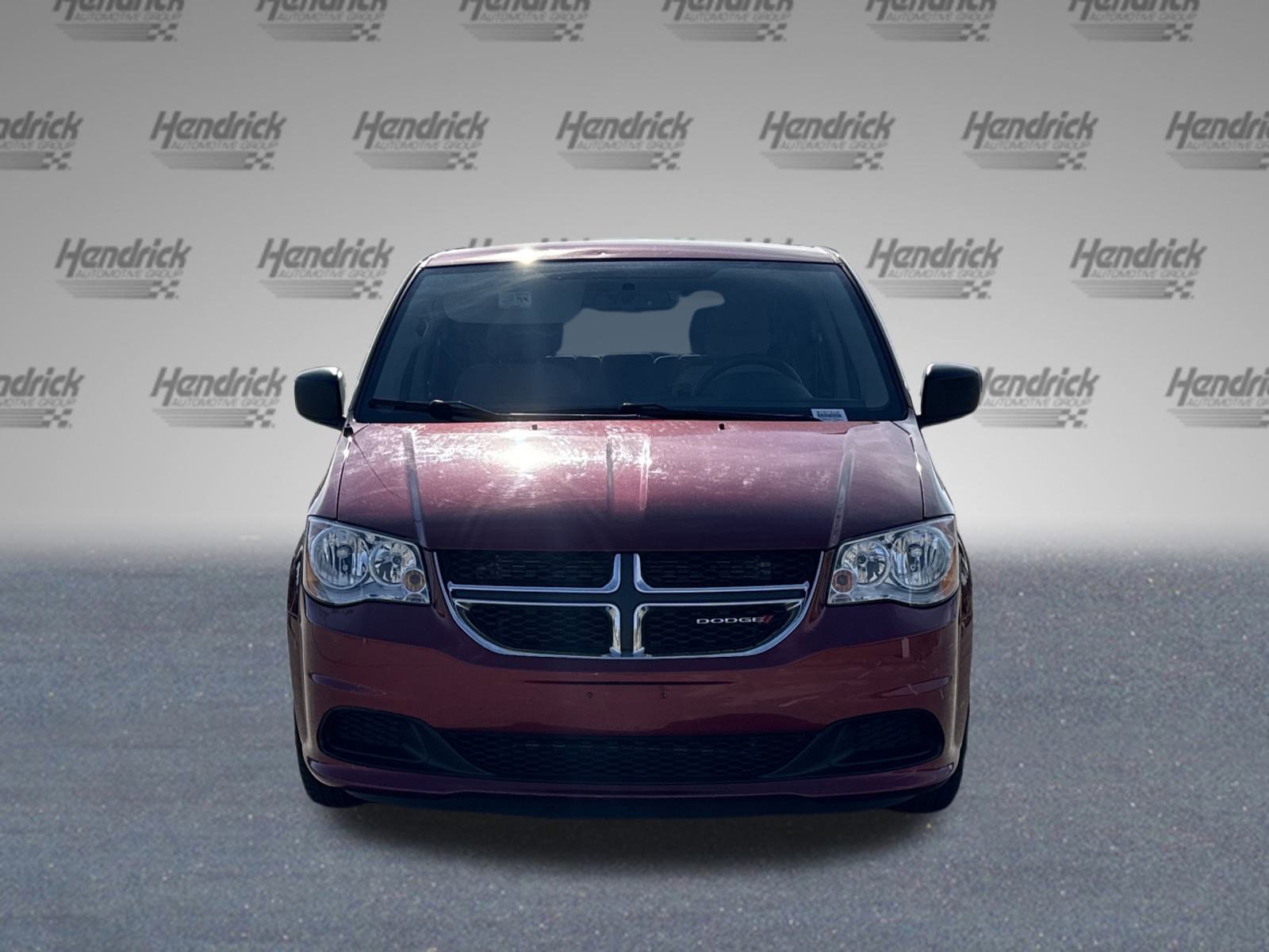 Used 2015 Dodge Grand Caravan SE w/ Quick Order Package 29E SE image 3
