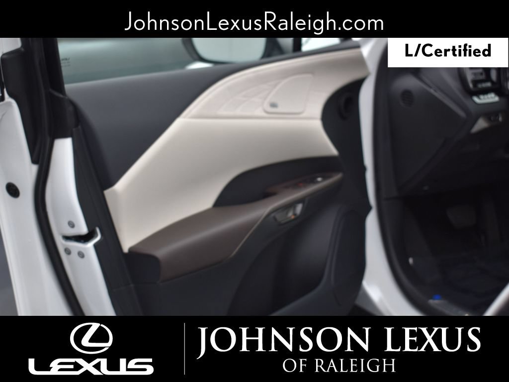 Certified 2025 Lexus RX 350 FWD w/ Convenience Package image 15