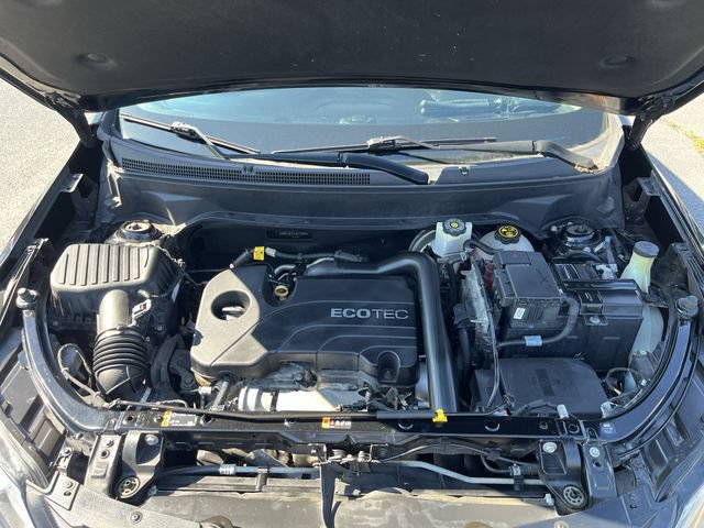 Used 2020 Chevrolet Equinox LS w/ LPO, Floor Liner Package FWD image 19