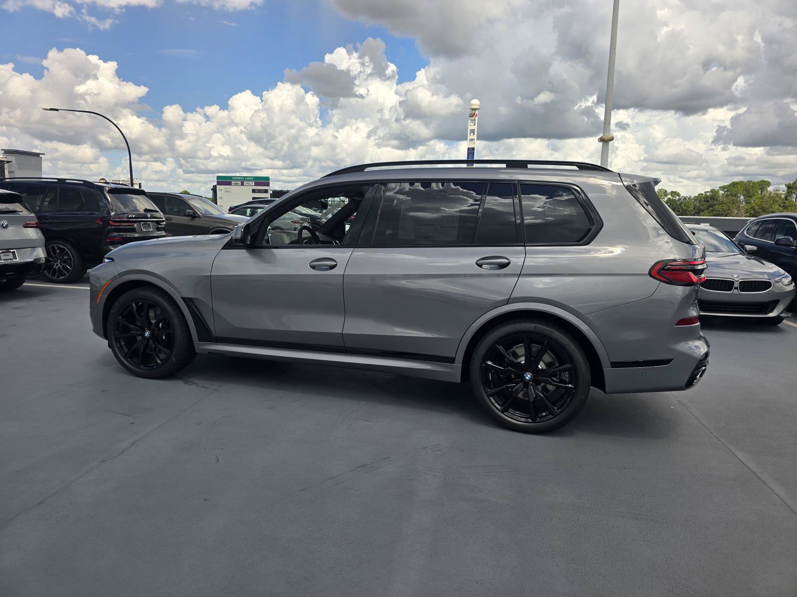 New 2027 BMW X7 xDrive40i AWD/4WD image 5