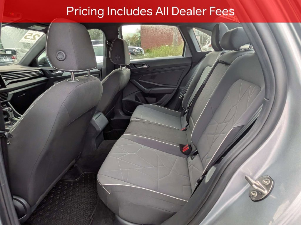 Used 2025 Volkswagen Jetta Sport FWD image 13