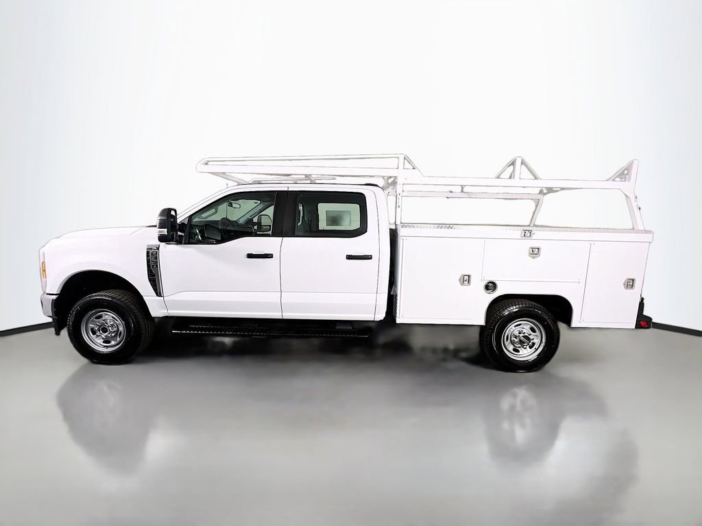 New 2026 Ford F350 XL w/ XL Chrome Package image 6
