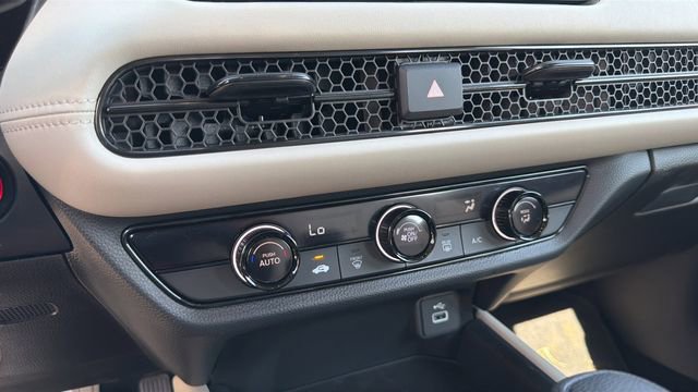 Used 2025 Honda HR-V LX image 27